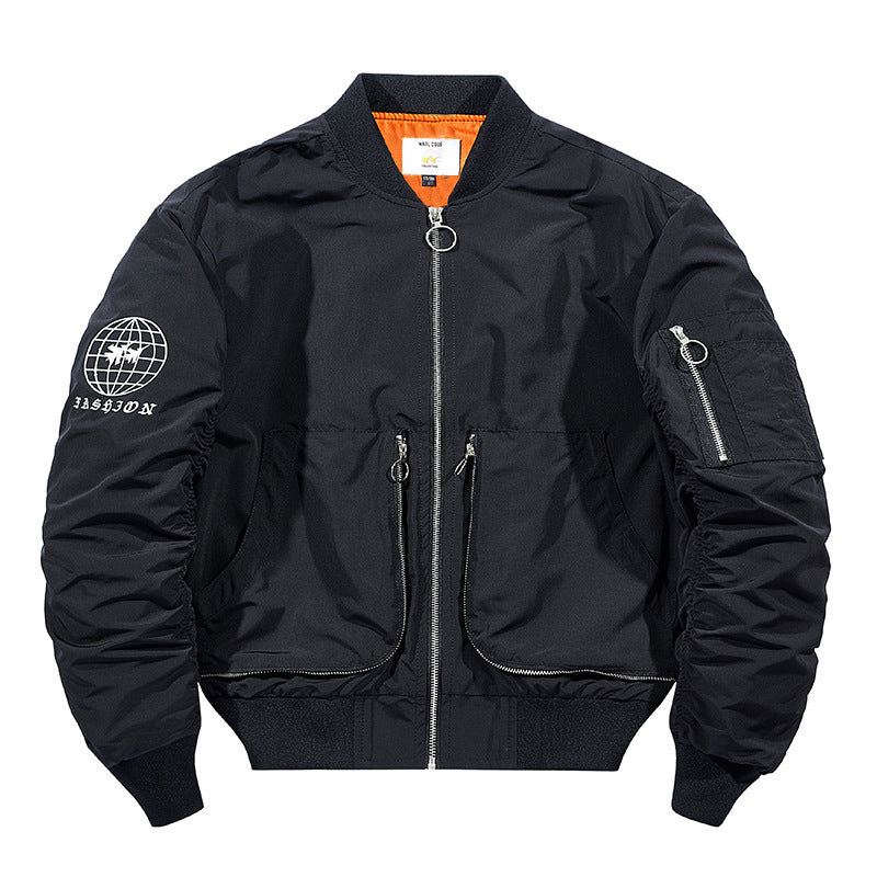 Herren moderne Nylon-Bomberjacke im Pilotenstil mit Utility-Ärmeltasche und kontrastierendem Innenfutter Drune
