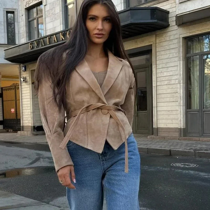 Damen Modischer und taillierter Wildlederblazer Drune