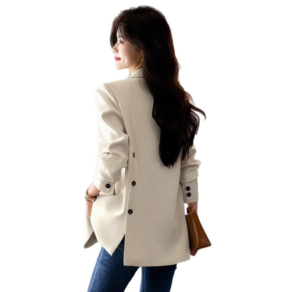 Damen moderner Blazer mit strukturiertem Schnitt und dekorativen Knopfdetails Drune