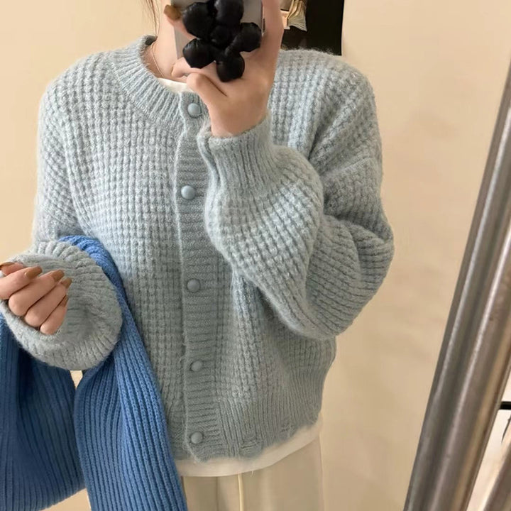Damen kuschelige Strickjacke mit knopfverzierung und voluminösen Ärmeln Drune