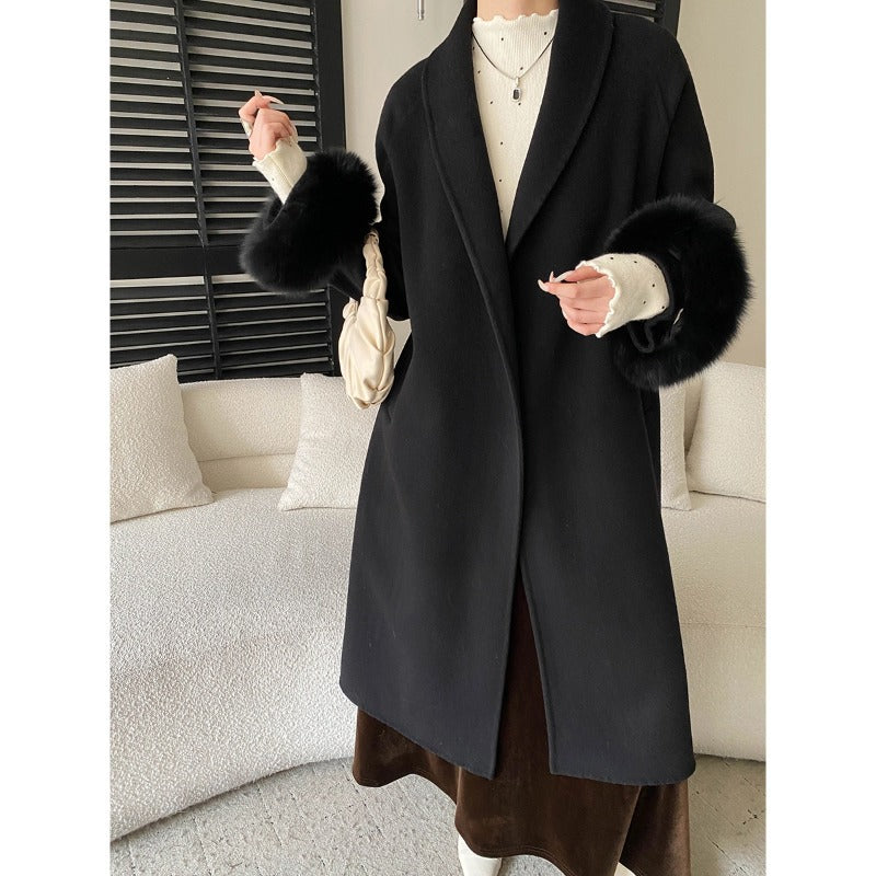 Damen eleganter Langmantel mit samtigen Abschlüssen und großzügigem Schnitt Drune