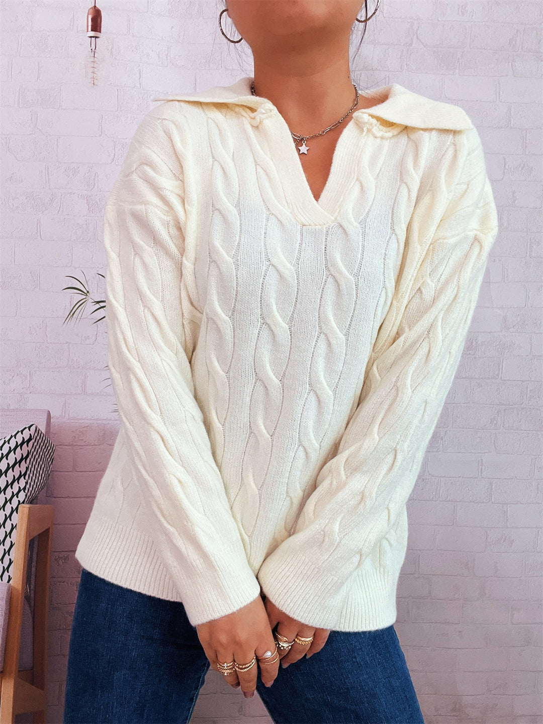 Damen Grobstrickpullover mit farbenfrohem Zopfdesign und klassischem Kragen Drune