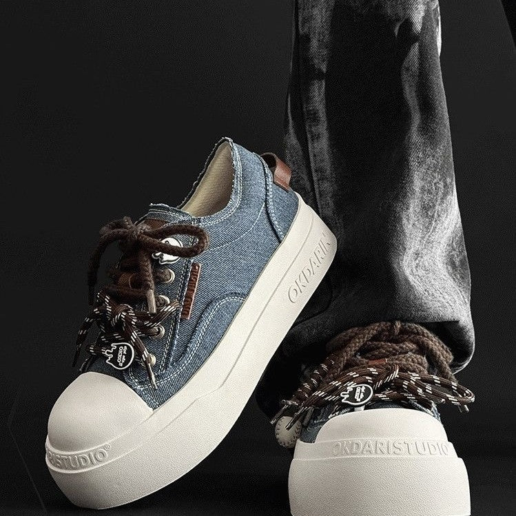 Damen Sneakers mit einem einzigartigen Schnürsystem und dämpfender Gummisohle Drune