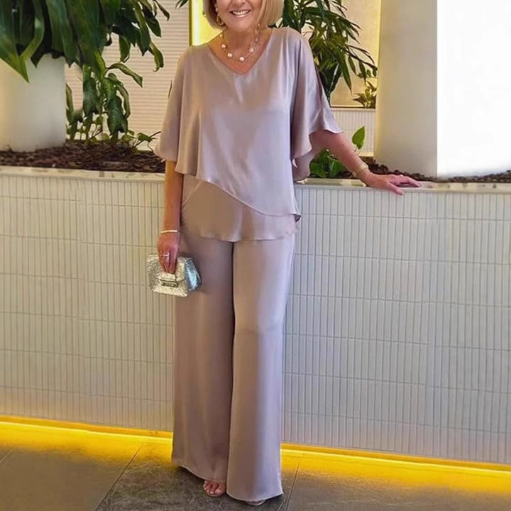 Damen Jumpsuit mit elegantem Layering und großzügigem Schnitt Drune