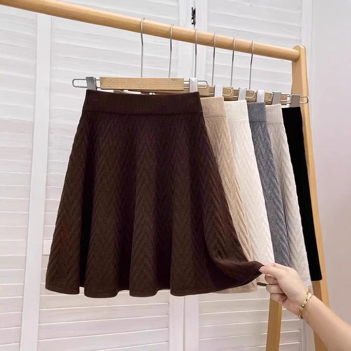 Damen Plissierter Strickrock mit Zopfmuster Drune