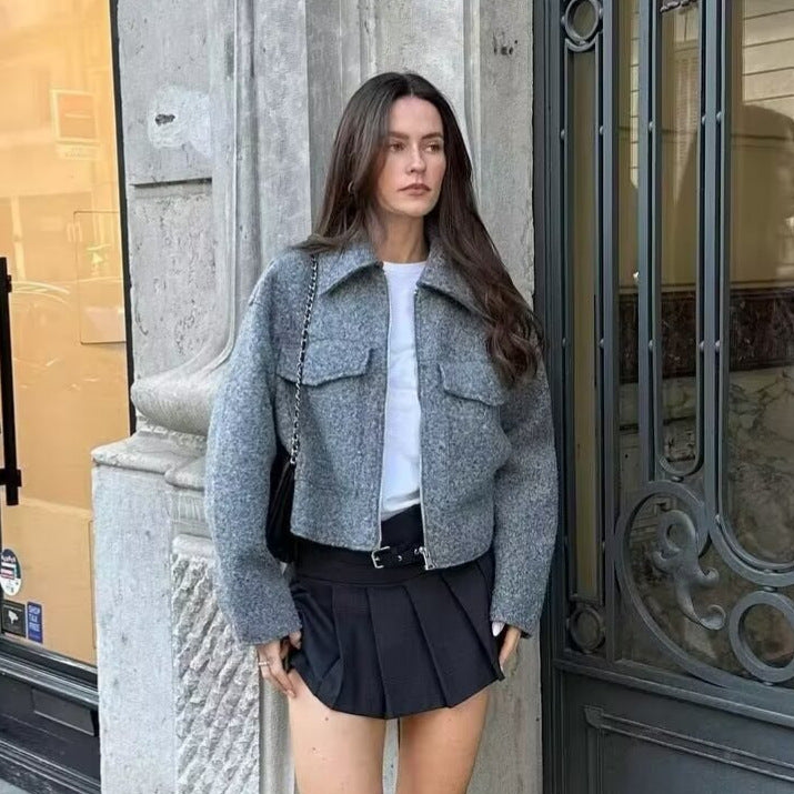 Damen Kurz geschnittene Teddyjacke mit Reißverschluss, Kragen und aufgesetzten Klappentaschen Drune