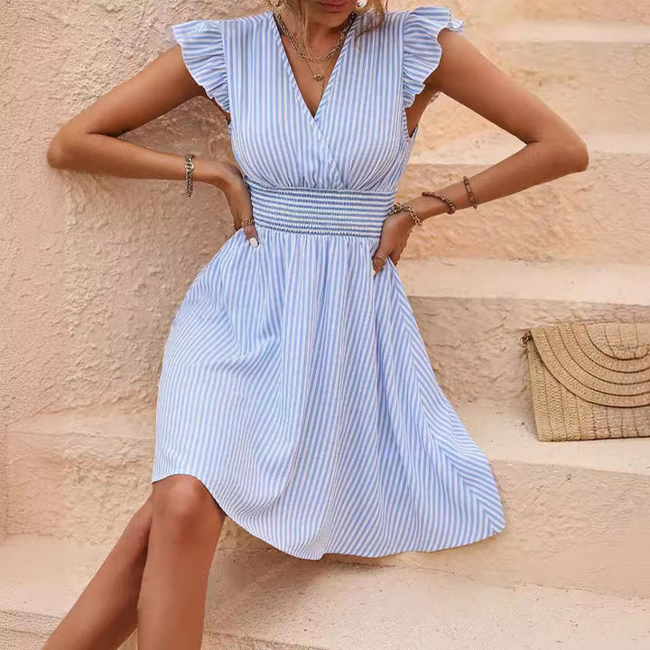 Damen Sommerliches Faltenkleid mit Streifen und Taillenbund Drune