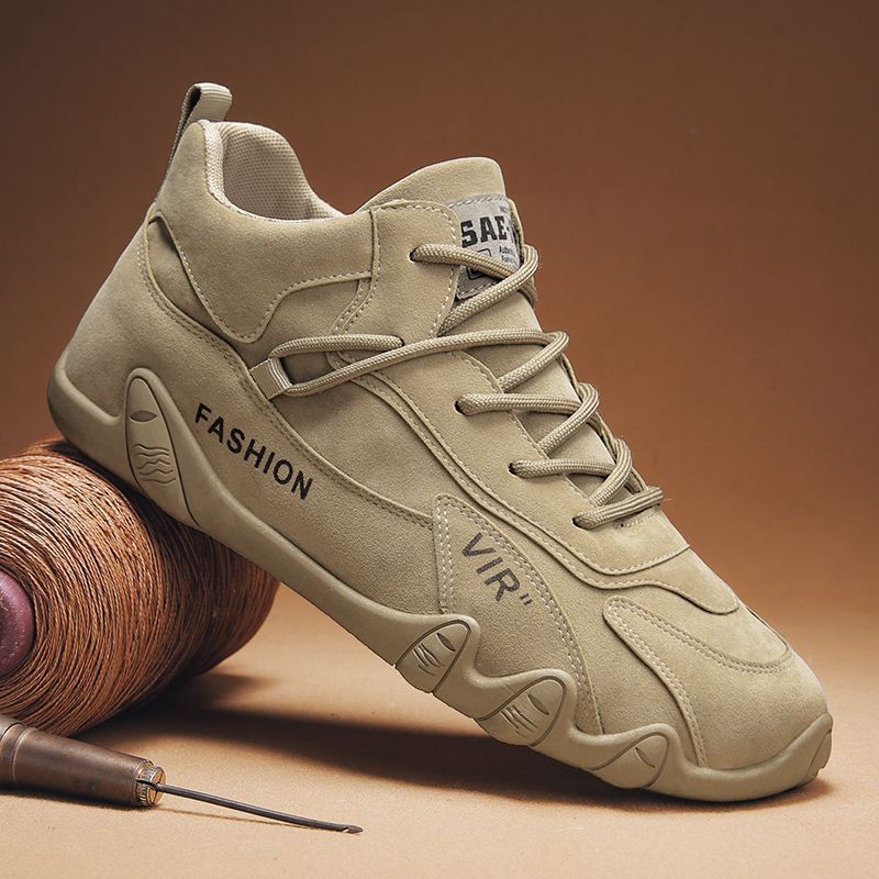 Damen Sportliche Sneaker mit profiliertem Sohlenprofil Drune