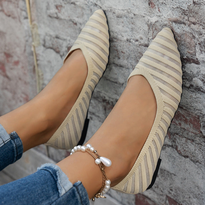 Damen spitze Ballerinas mit strukturiertem Obermaterial Drune
