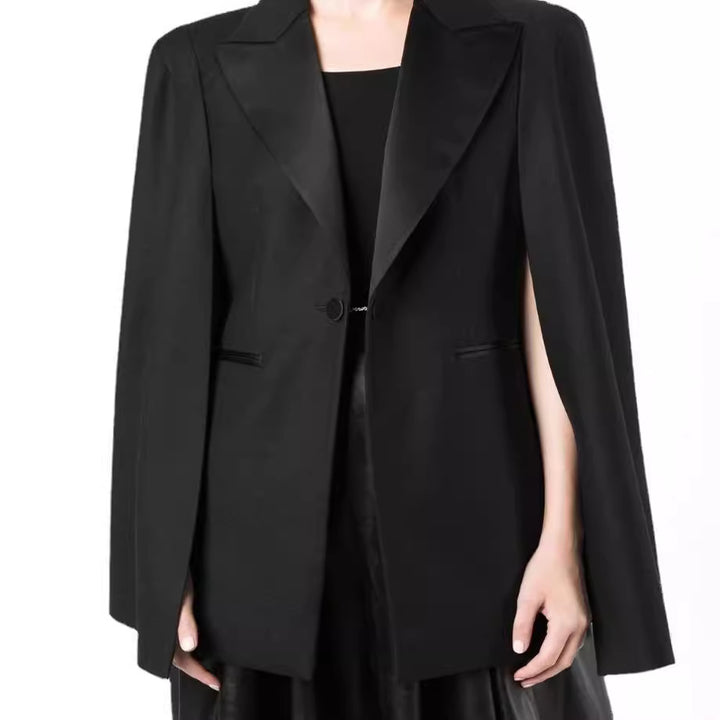 Damen Cape-Blazer mit Schlitzen an den Ärmeln und Satinrevers Drune