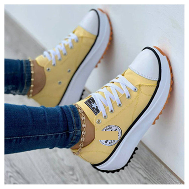 Damen Plateau-Canvas-Sneaker mit profilierter Gummilaufsohle und gepolstertem Komfortfußbett Drune