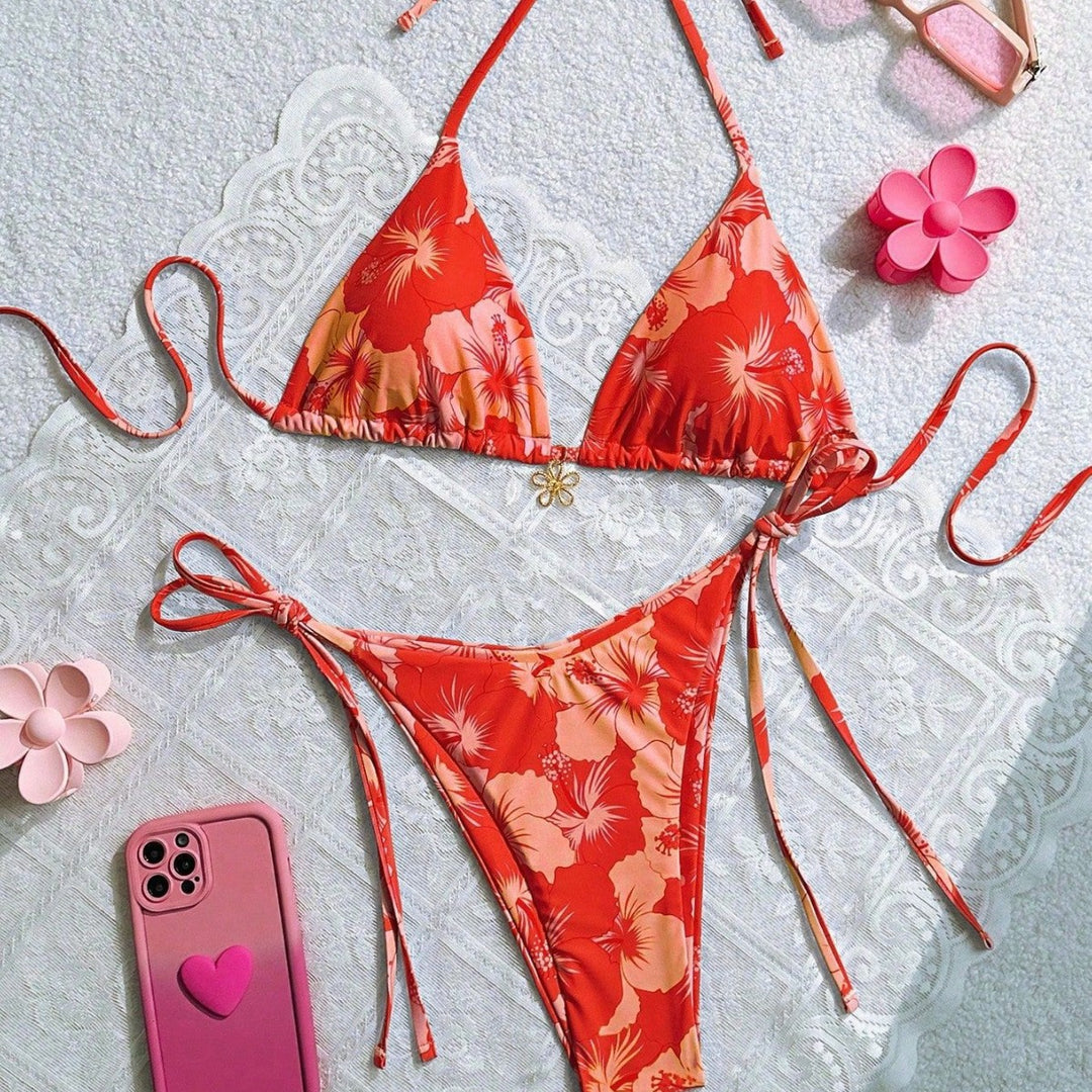 Damen Triangel-Bikini mit floralen Akzenten und raffinierten Bindebändern Drune
