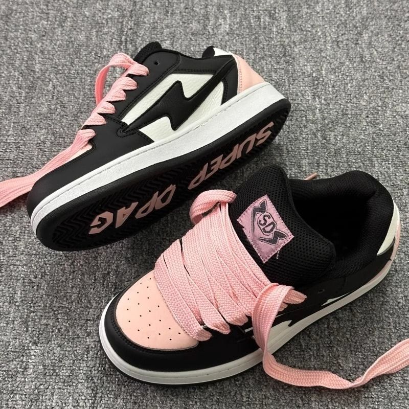 Damen Sportliche Sneakers mit atmungsaktiver Oberflächenstruktur und robustem Profil Drune