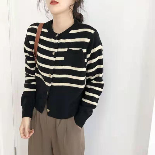 Damen gestreifte Strickjacke mit Knopfdetails und lässigem Schnitt Drune