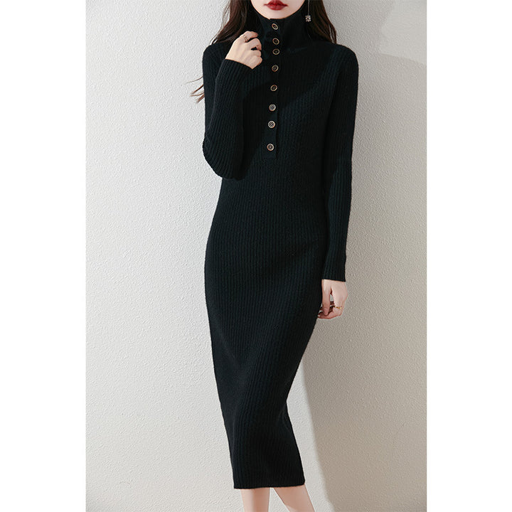 Damen Strickkleid mit hohem Kragen und Knopfdetails Drune