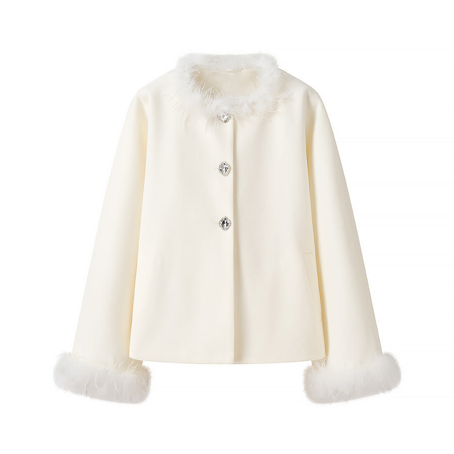 Damen Kurzjacke mit dekorativem Kunstfellkragen und Knopfdetails Drune