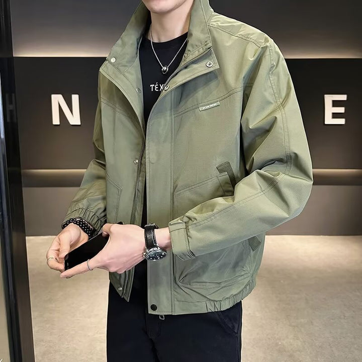 Herren leichte Übergangsjacke mit praktischem Reißverschluss und stylischem Stehkragen Drune
