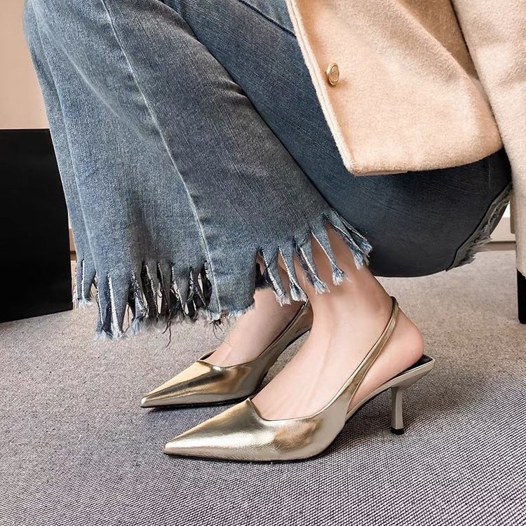 Damen Slingback-Pumps mit spitz zulaufender Silhouette und schimmernder Oberflächenstruktur Drune