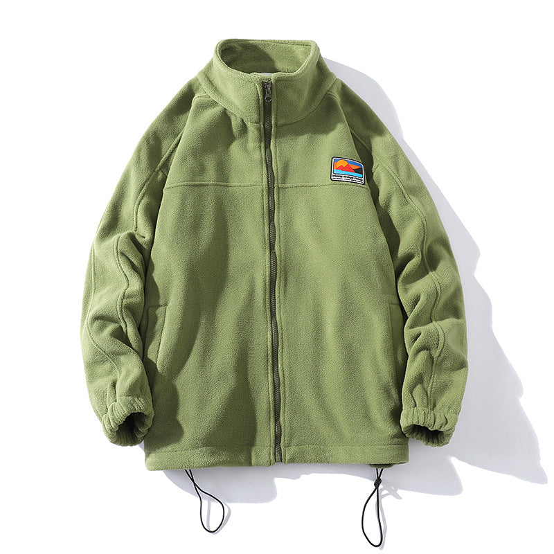Herren Fleecejacke mit Stehkragen, durchgehendem Reißverschluss, elastischem Tunnelzug und Badge Patch Drune