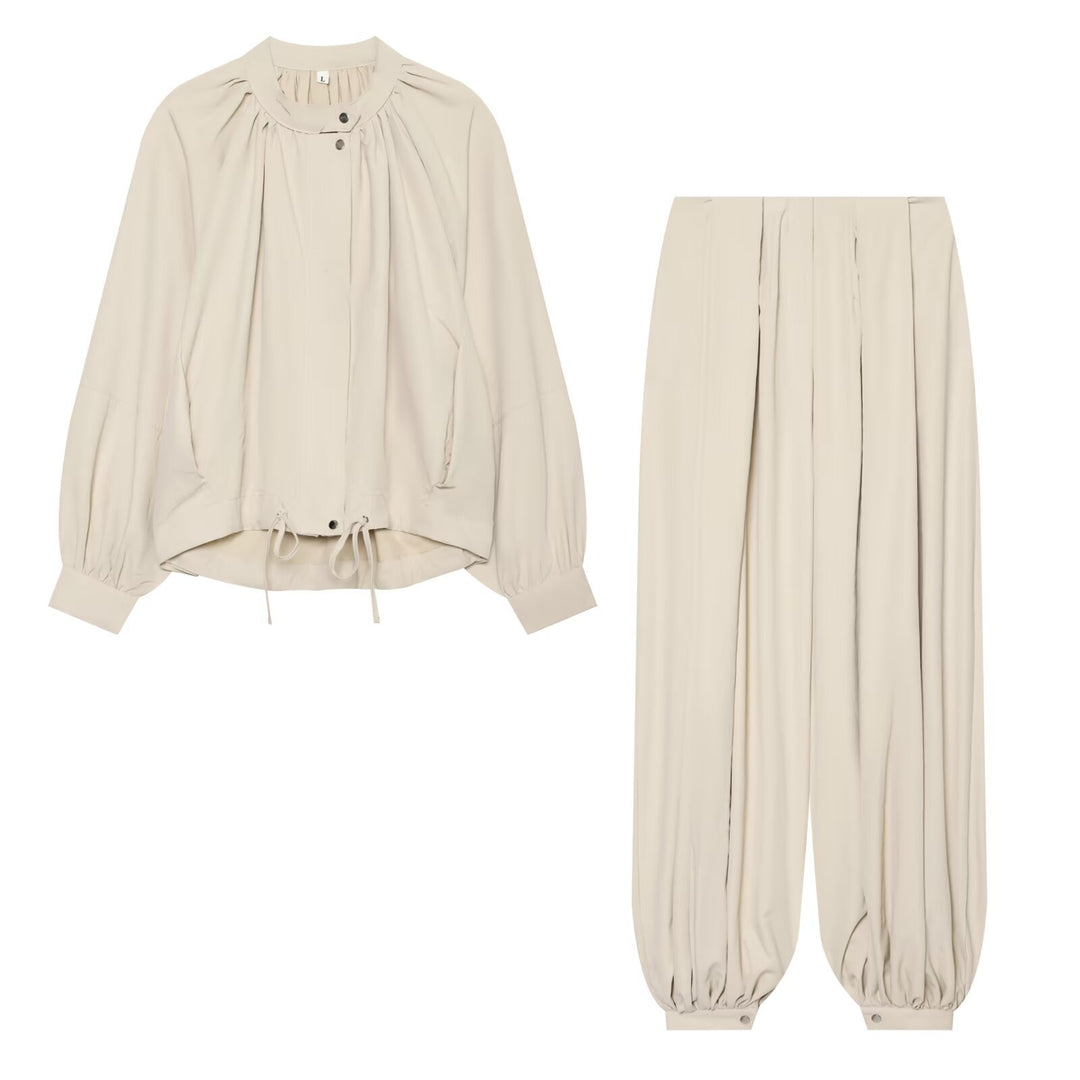 Damen Leichte Blousonjacke mit Rundhals, geraffter Passe und Tunnelzug Drune