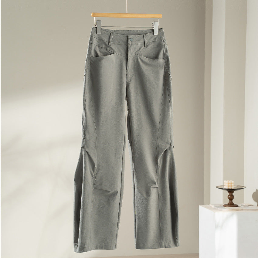Damen Weite High‑Waist-Hose mit eingesetztem Beinschlitz und markanten Eingrifftaschen Drune
