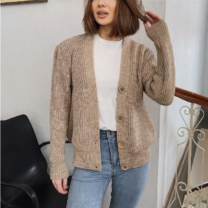 Damen Boxy-Grobstrick-Cardigan mit tiefer V-Leiste, Holzknopfverschluss und geripptem Saum Drune