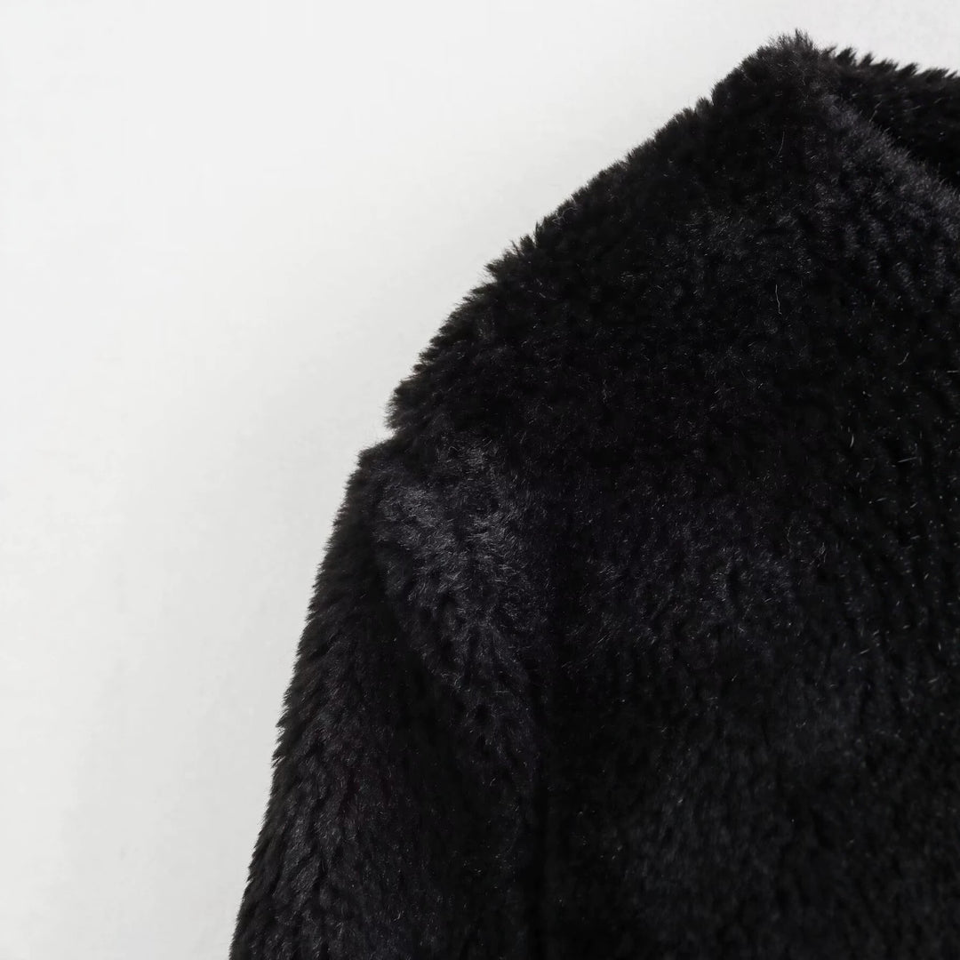 Damen Kurze Teddyjacke mit Knebelverschluss und aufgesetzten Taschen Drune