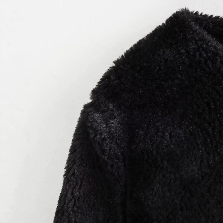 Damen Kurze Teddyjacke mit Knebelverschluss und aufgesetzten Taschen Drune