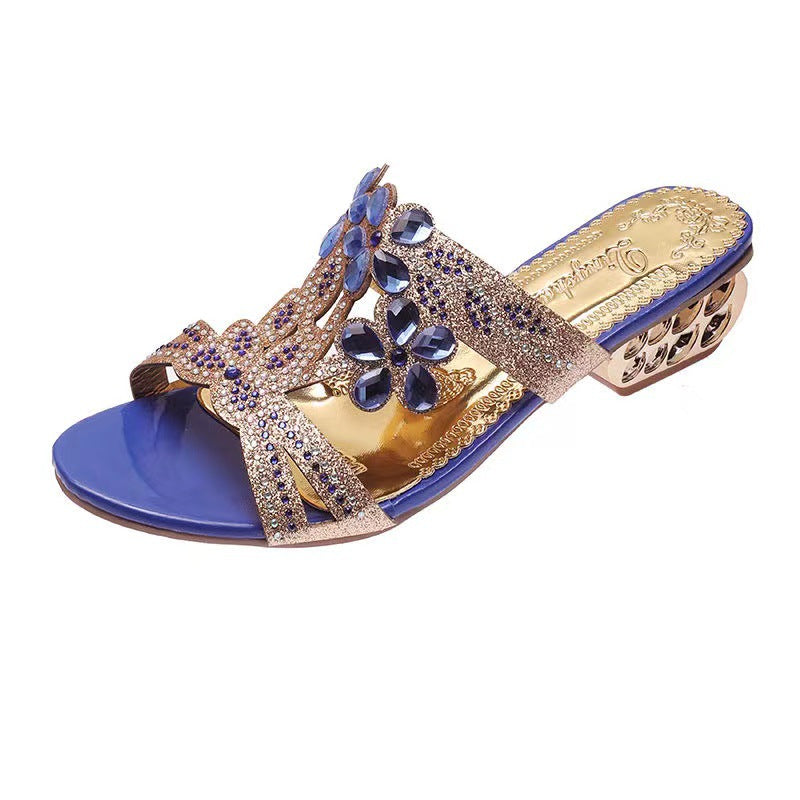 Damen nan verzierte Riemchensandalen mit mittelhohem geometrischem Blockabsatz und Kristallblumen Drune