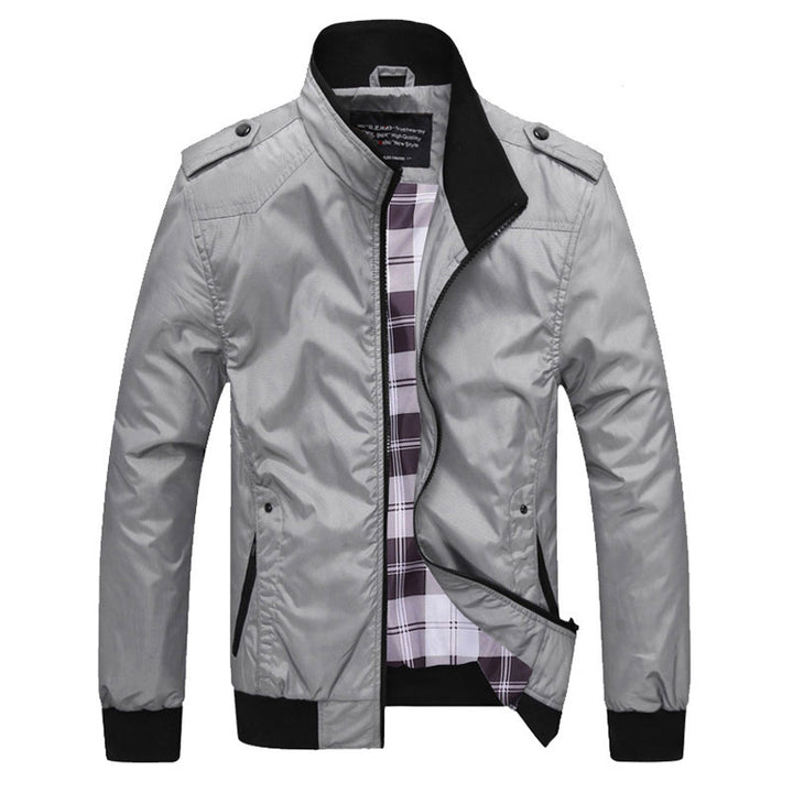 Herren Urbaner Zip‑Blouson mit Stehkragen, Reißverschlusstaschen und kariertem Innenfutter Drune