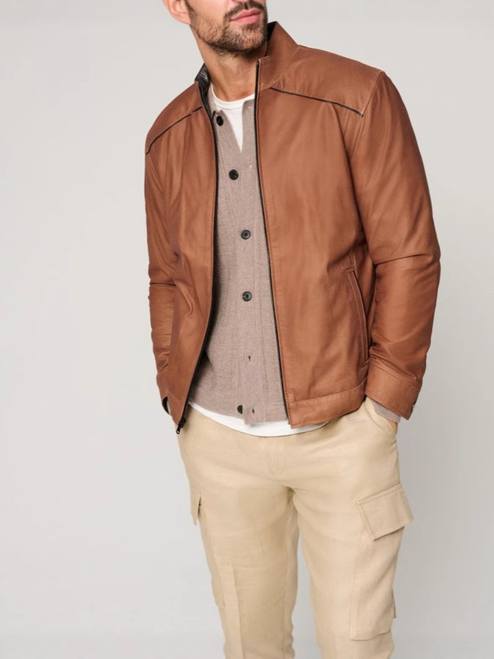Herren Lederjacke mit elegantem Stehkragen und seitlichen Reißverschlusstaschen Drune