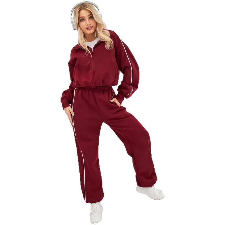 Damen Sportanzug mit hohem Stehkragen und weiten Hosen Drune