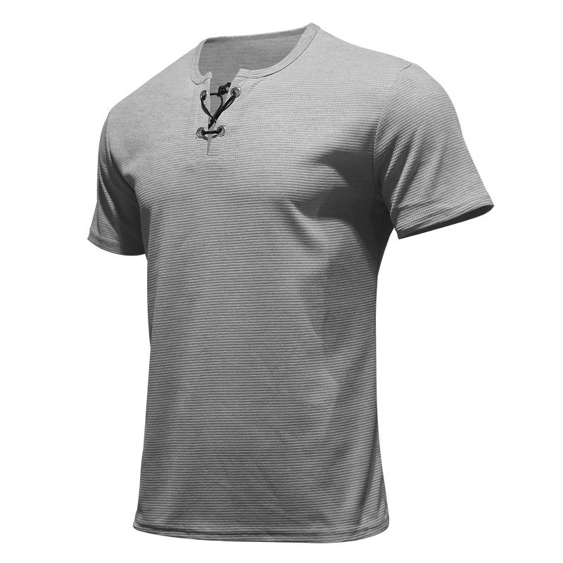Herren nan Kurzarmshirt mit Schnürkragen, Metallösen und feinem Strukturjersey Drune