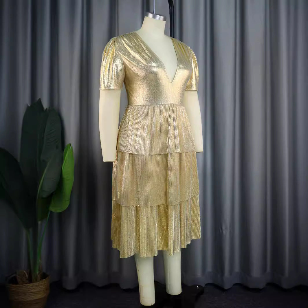 Damen Glänzendes Abendkleid mit voluminösem Rüschendesign Drune