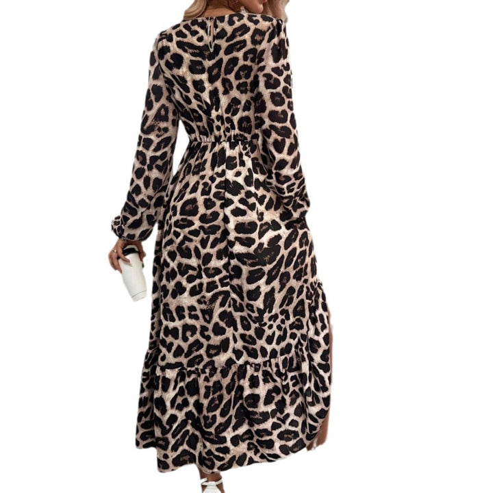 Damen Elegantes Langarm-Maxikleid mit modernem Tierprint und asymmetrischem Saum Drune