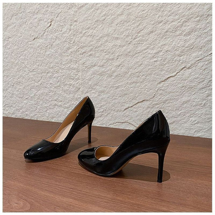 Damen Elegante Lack‑Pumps mit geschwungener Fersenlinie und mittelhohem Stiletto‑Absatz Drune