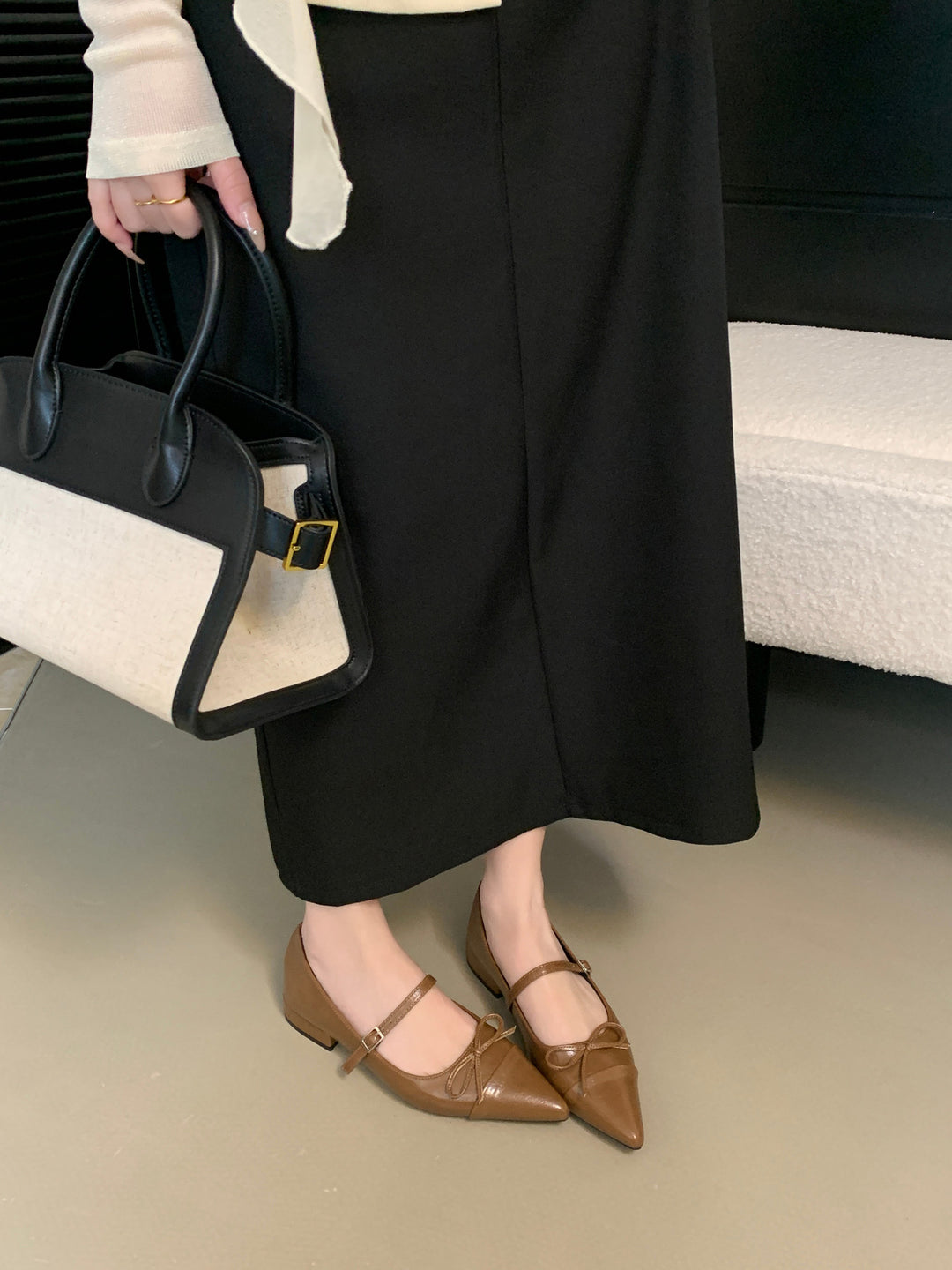 Damen elegante spitze Ballerinas mit verstellbarem Riemchen und dekorativem Knoten Drune