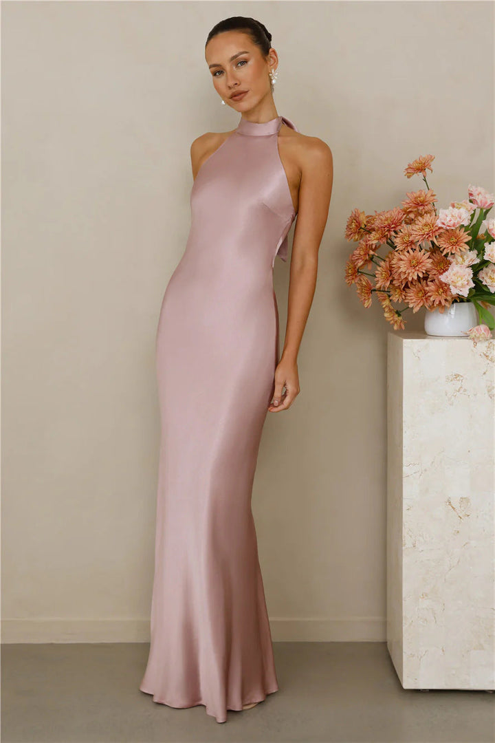 Damen Elegantes Satin-Maxikleid mit hohem Kragen und körpernahem Schnitt Drune