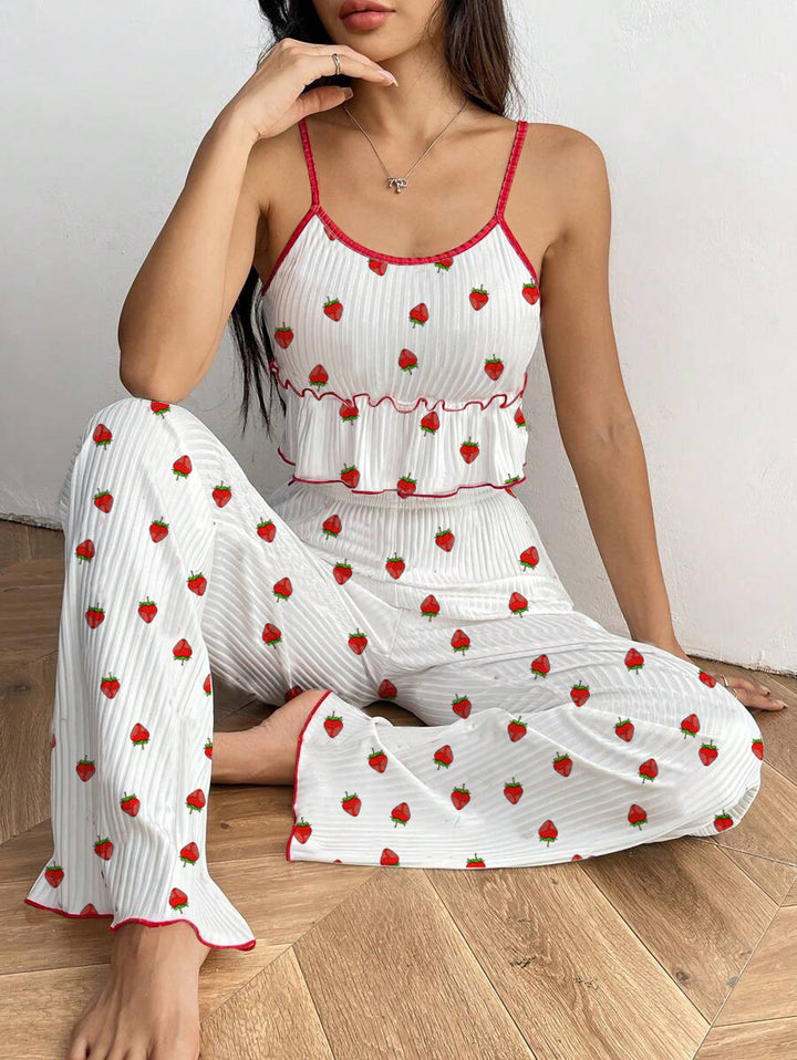 Damen Schlafanzug-Set mit fruchtigem Erdbeer-Muster und Rüschendetails Drune