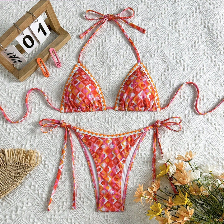 Damen Triangel-Bikini mit verspieltem Karomuster und raffinierten Trägern Drune