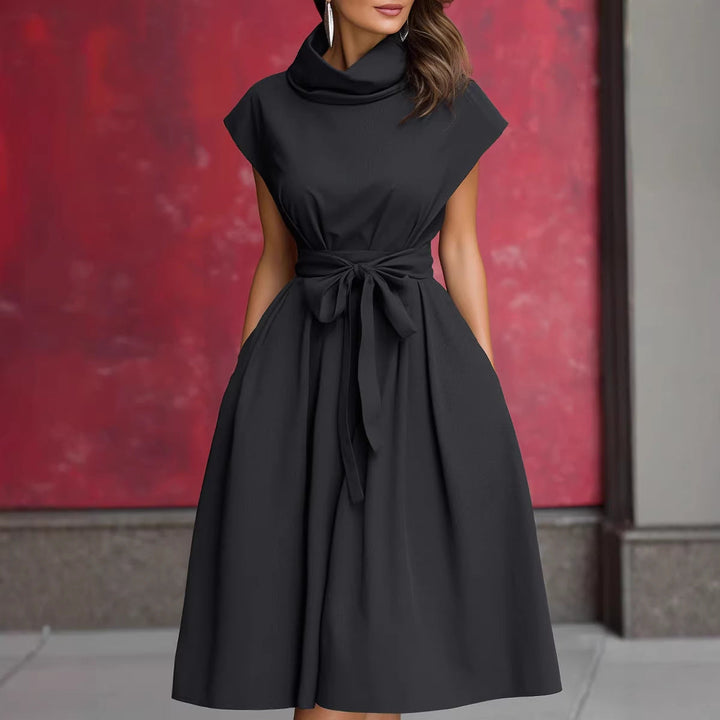 Damen Kleid mit schicker, geraffter Kapuze und praktischen Taschen Drune