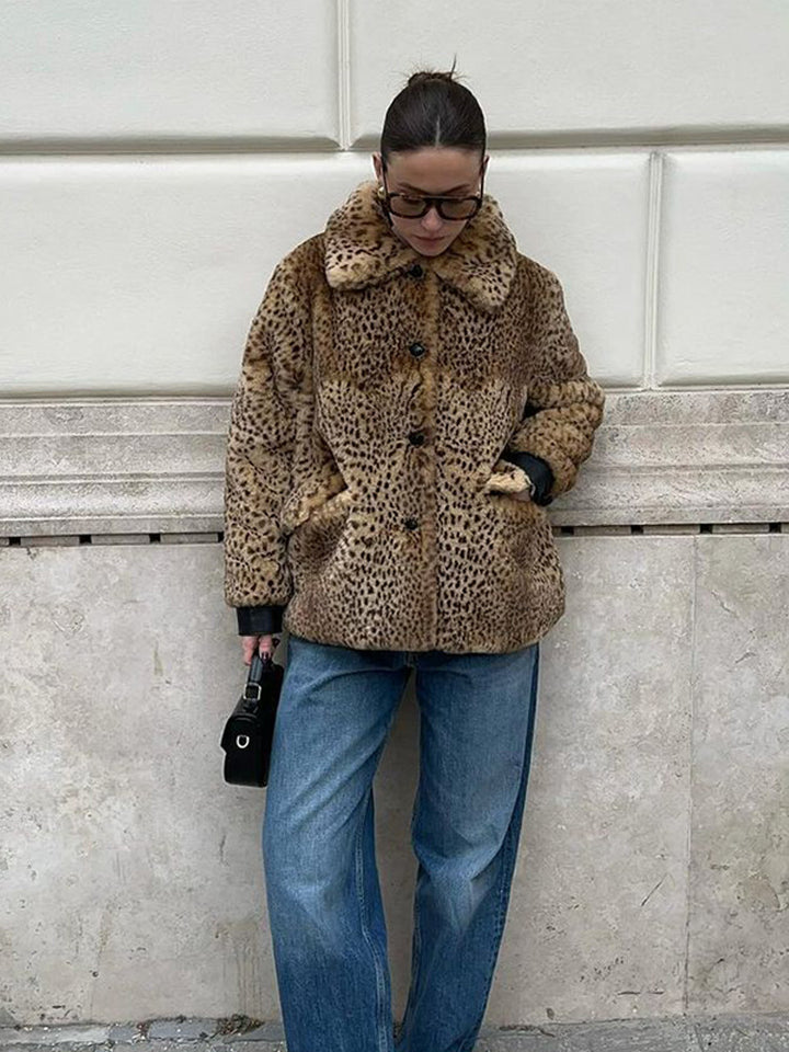 Damen Boxy-Kurzmantel aus Fauxfur mit Allover-Leopardenmuster und umlegbarem Schalkragen Drune