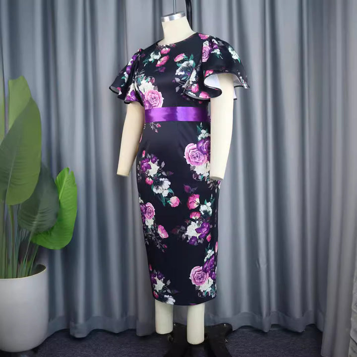 Damen figurbetontes Kleid mit floralen Akzenten Drune