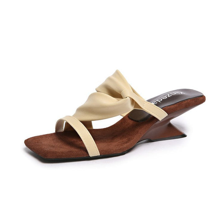 Damen Slide-Pantoletten mit stilvollem Riemendesign und bequemer Innensohle Drune