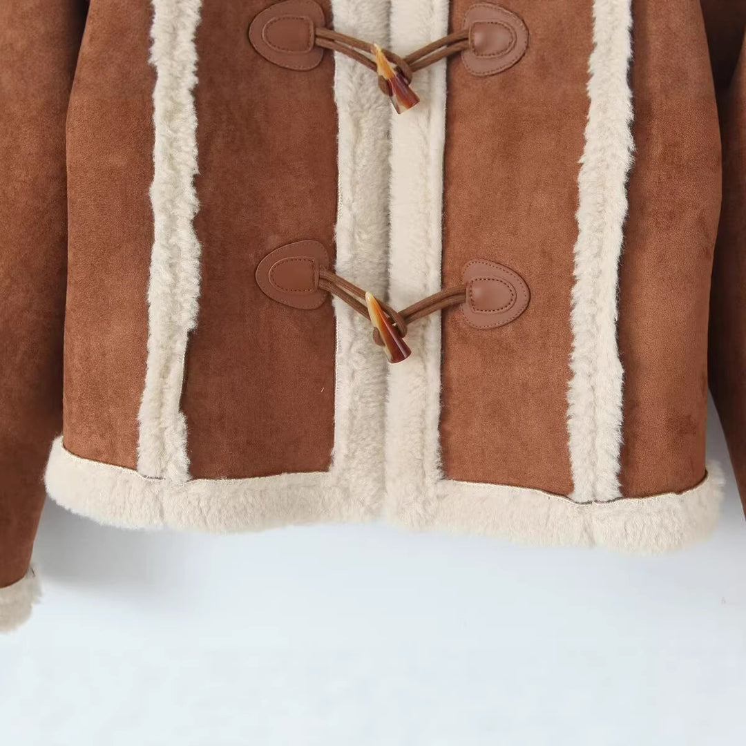 Damen Kurze Lammfelloptik-Jacke im Shearling-Look mit Knebelverschluss und Kontrastbesatz Drune