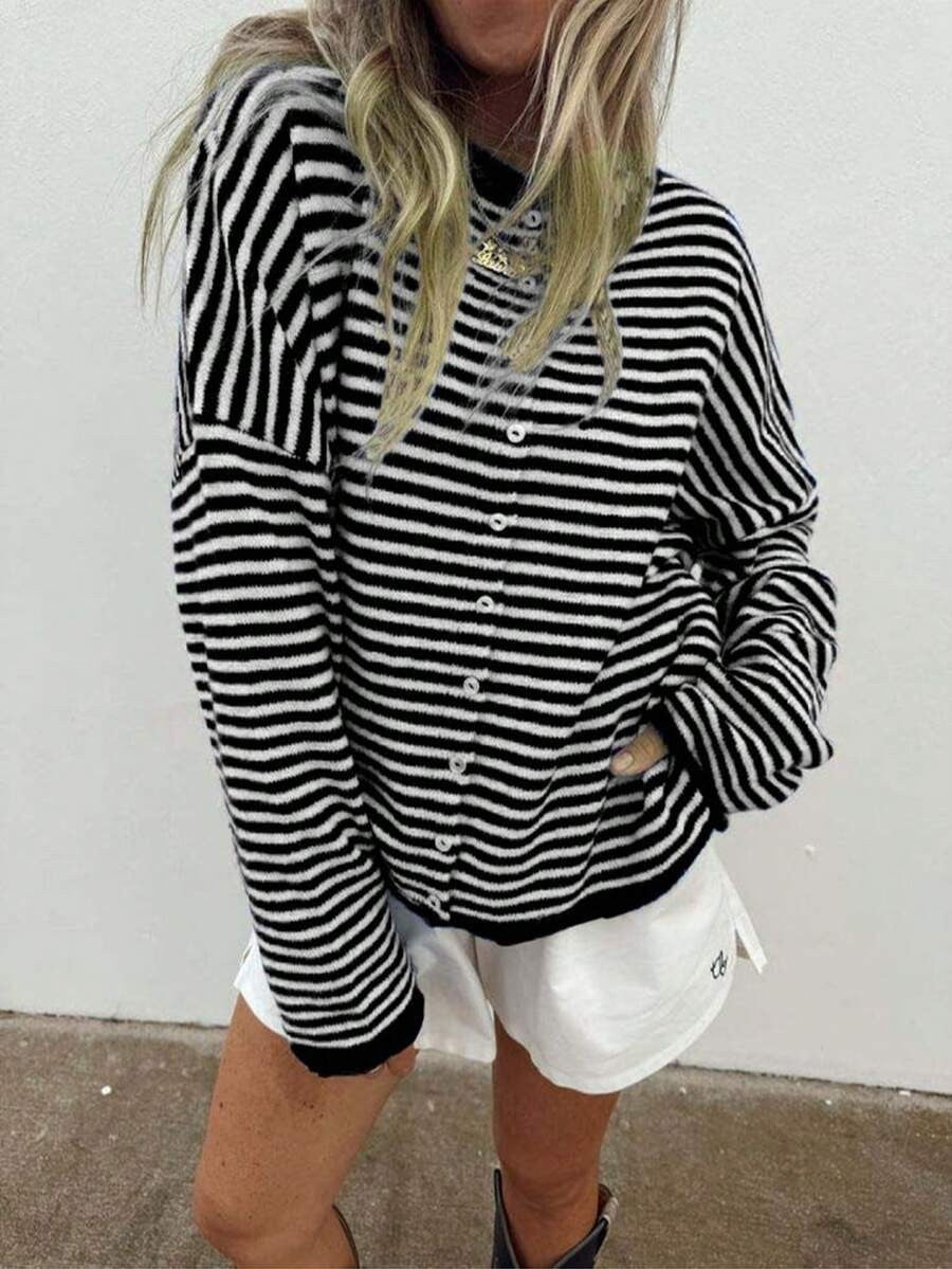 Damen Gestreifter Oversize Strickcardigan mit Knopfleiste und maritimem Look Drune