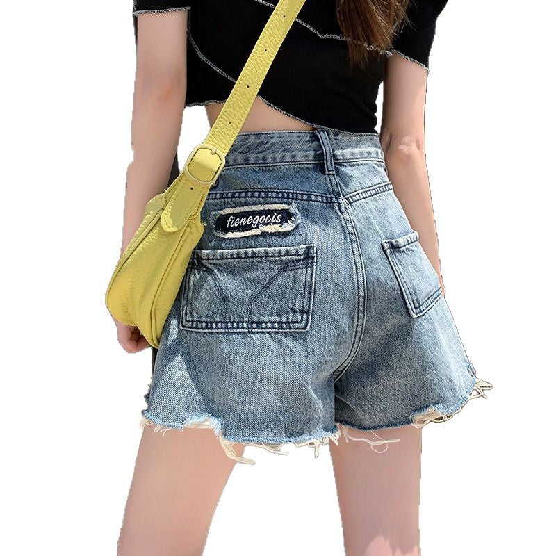 Damen Jeansshorts mit fransigen Säumen und einzigartigem Stickdetail Drune