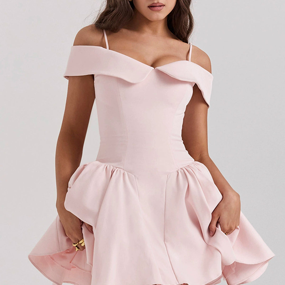 Damen Elegantes Off-Shoulder Minikleid mit voluminösem Saum und raffinierten Falten Drune