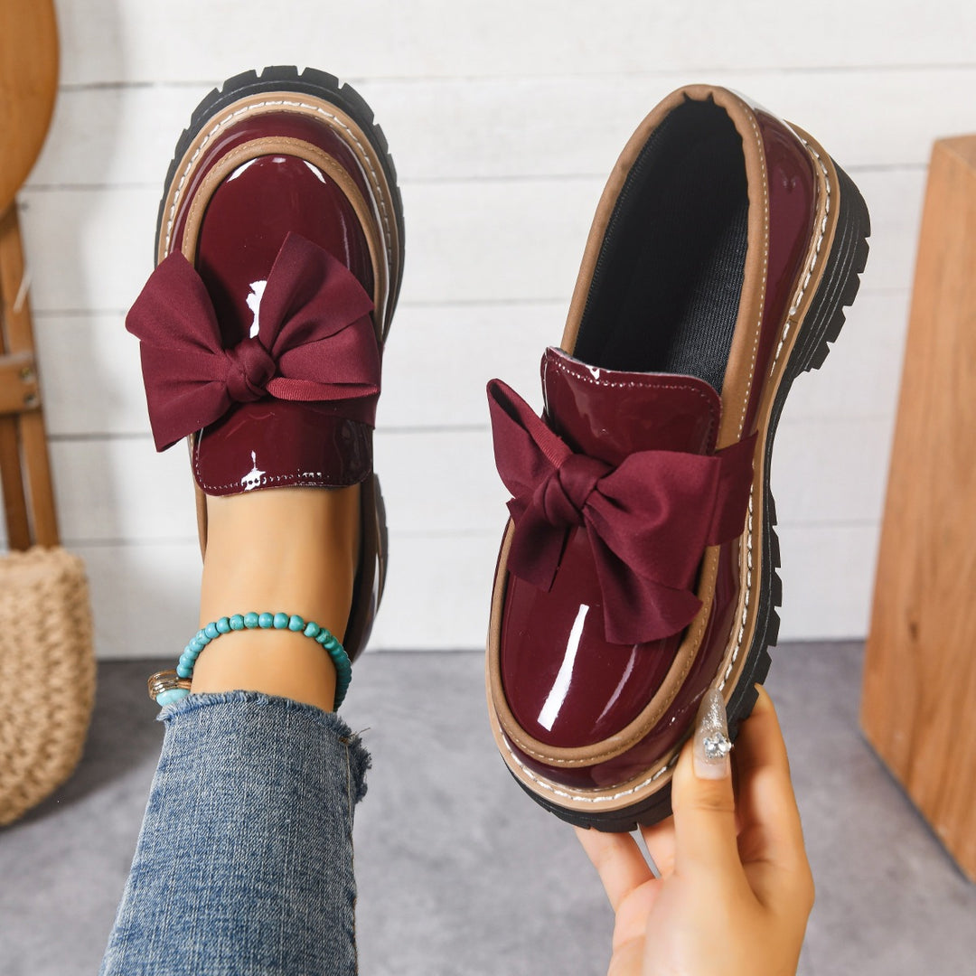 Damen nan Lack-Loafer mit großer Zierschleife und profilierter Gummisohle Drune