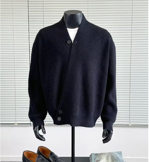 Herren Grobstrick-Cardigan im Oversize-Schnitt mit Schalkragen und asymmetrischer 3-Knopfleiste Drune